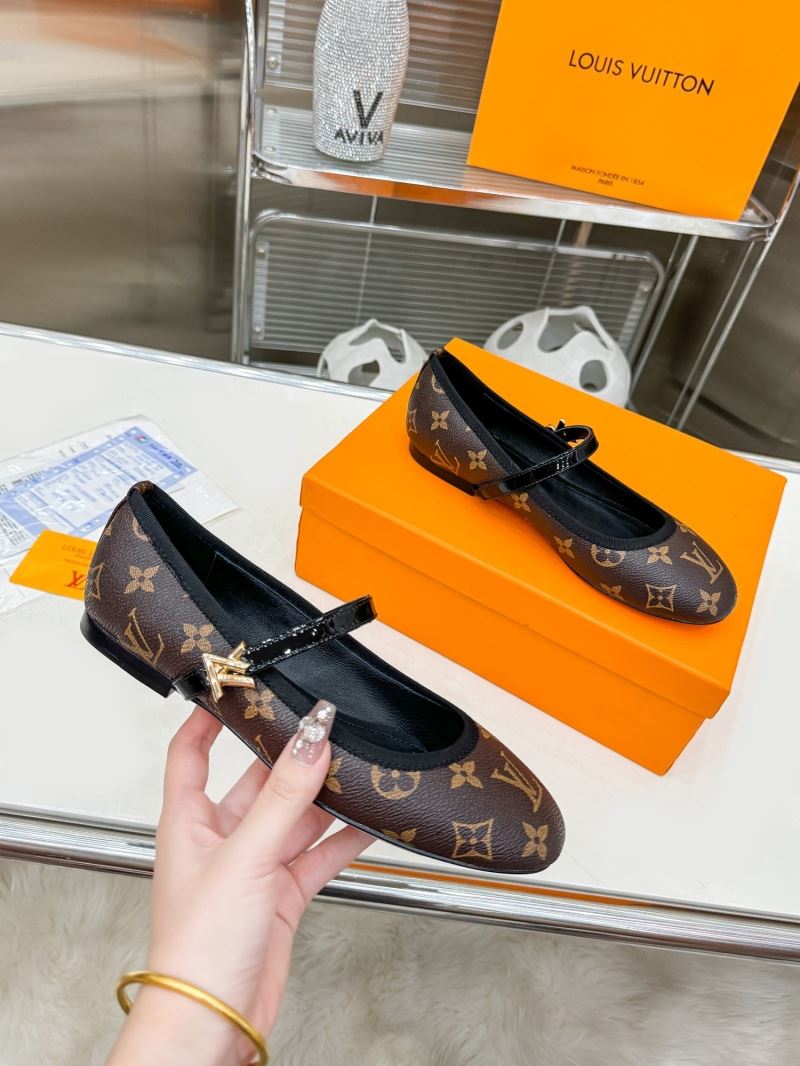 Louis Vuitton Flat Shoes